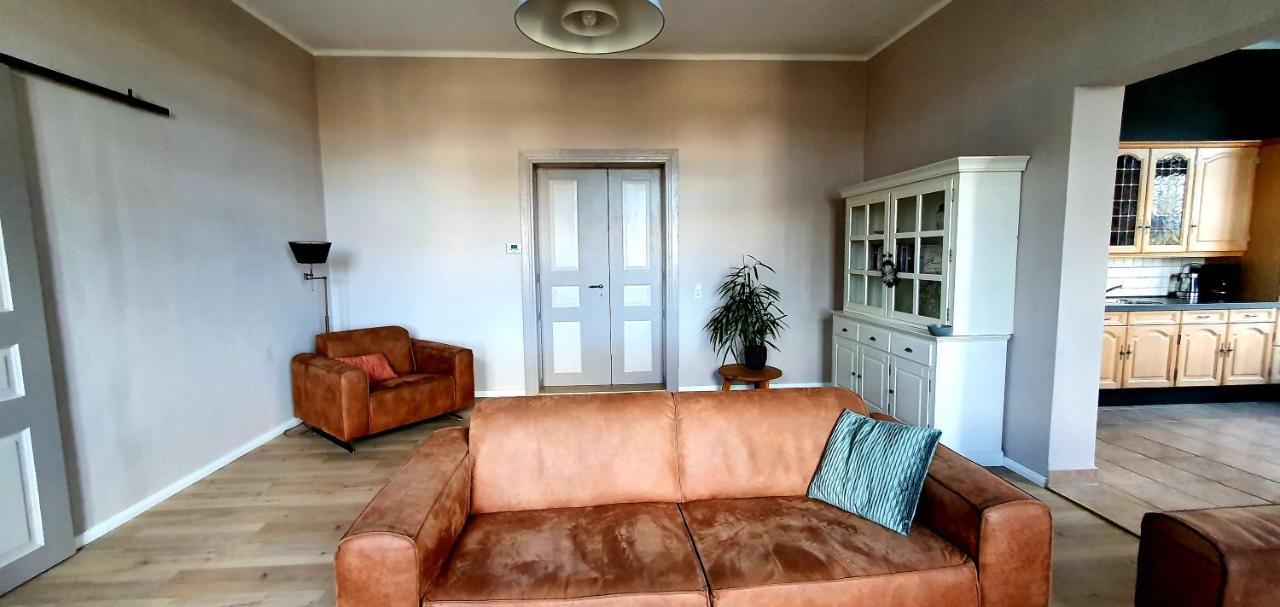 Vogtlandperle Apartamento Oelsnitz Exterior foto