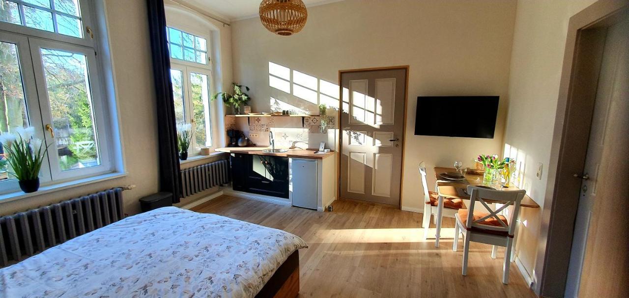 Vogtlandperle Apartamento Oelsnitz Exterior foto